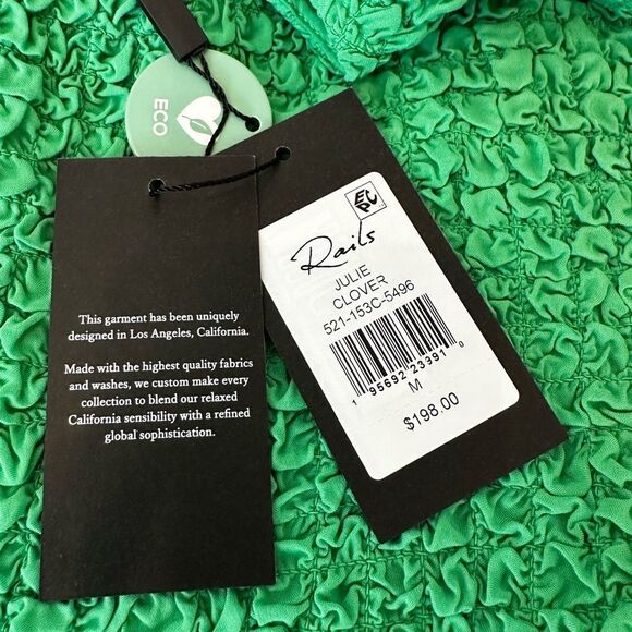 NWT Rails Julie Smocked Jersey Mini Dress
Size Medium-A6 - Picture 3 of 3